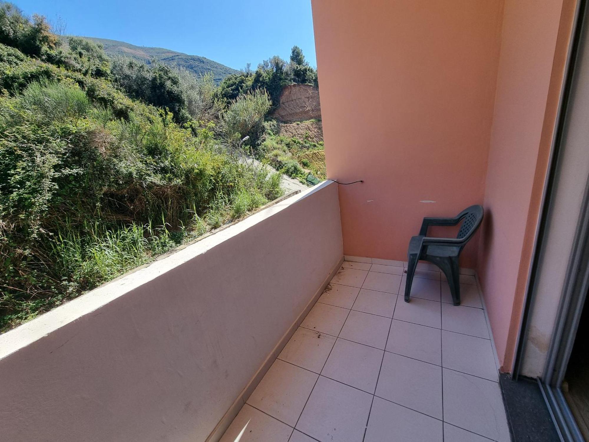 Teo'S Deluxe Studios Vlore Exterior photo